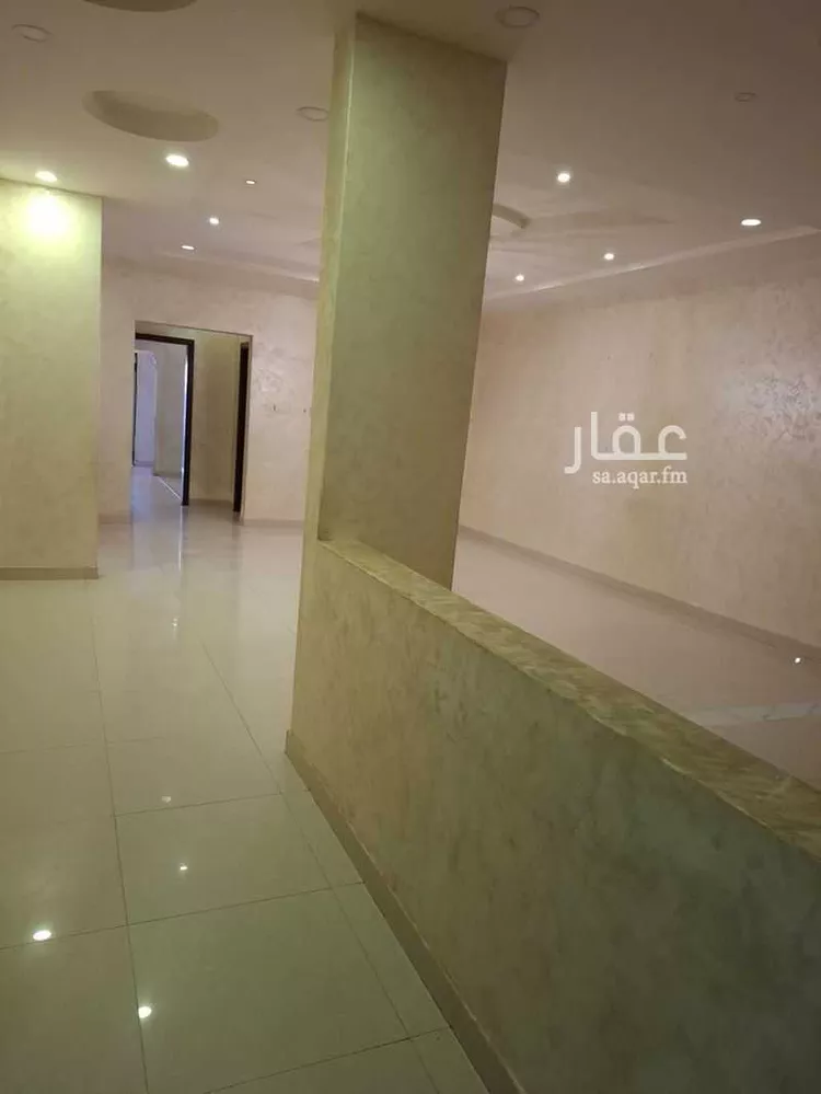 فيلا للبيع في شارع محمد عاشور, حي بدر, مدينة الرياض, منطقة الرياض صورة 5