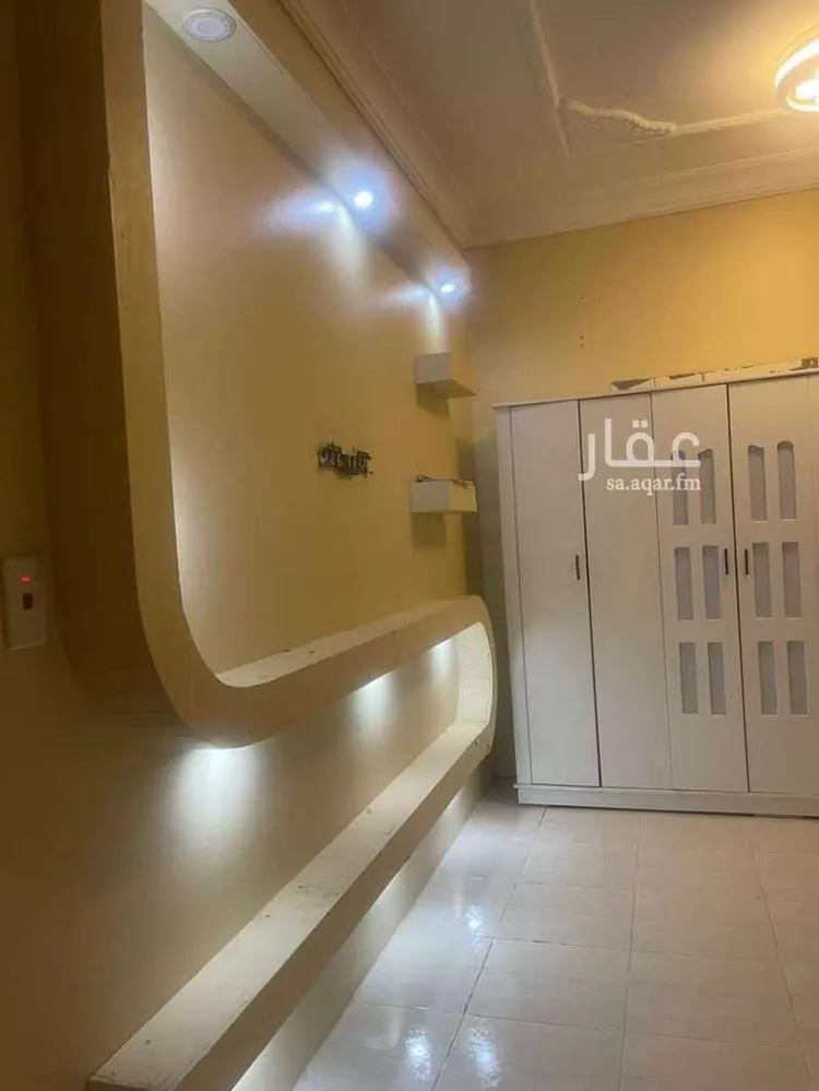 شقة للإيجار في شارع شهيد الدين ثم الوطن ابراهيم زاهر علي حقوي ، حي الروضة ، جازان ، منطقة جازان صورة 2