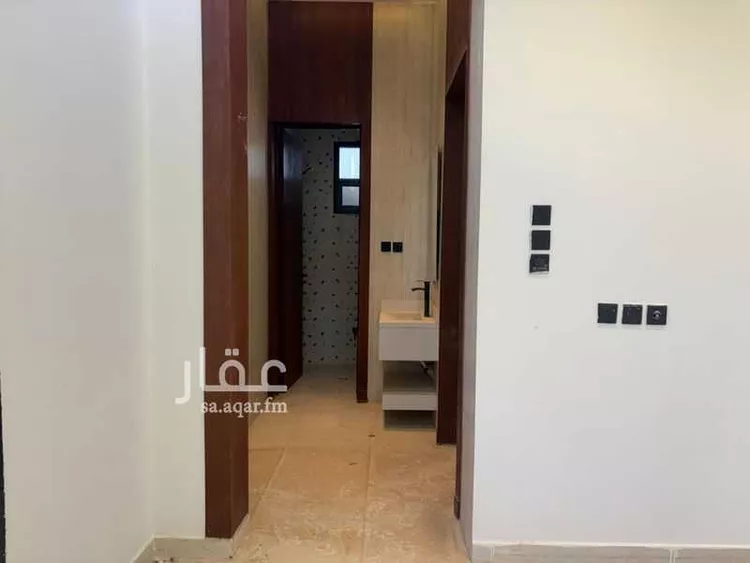 فيلا للإيجار في شارع علي بن الأثير ، حي عريض ، الرياض ، منطقة الرياض صورة 2