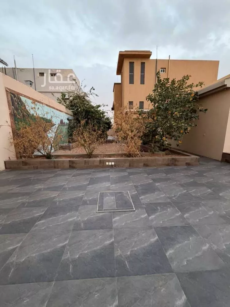 فيلا للبيع في شارع الإمام محمد بن سعود ، حي الوسيطاء ، حائل ، منطقة حائل صورة 4