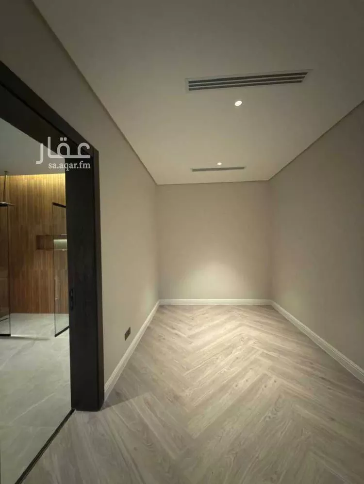 فيلا للإيجار في شارع رقم 423, حي الملقا, مدينة الرياض, منطقة الرياض 18