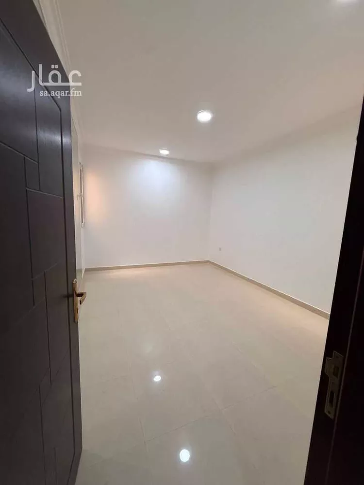 فيلا للإيجار في شارع رقم 326, حي الملقا, مدينة الرياض, منطقة الرياض 25