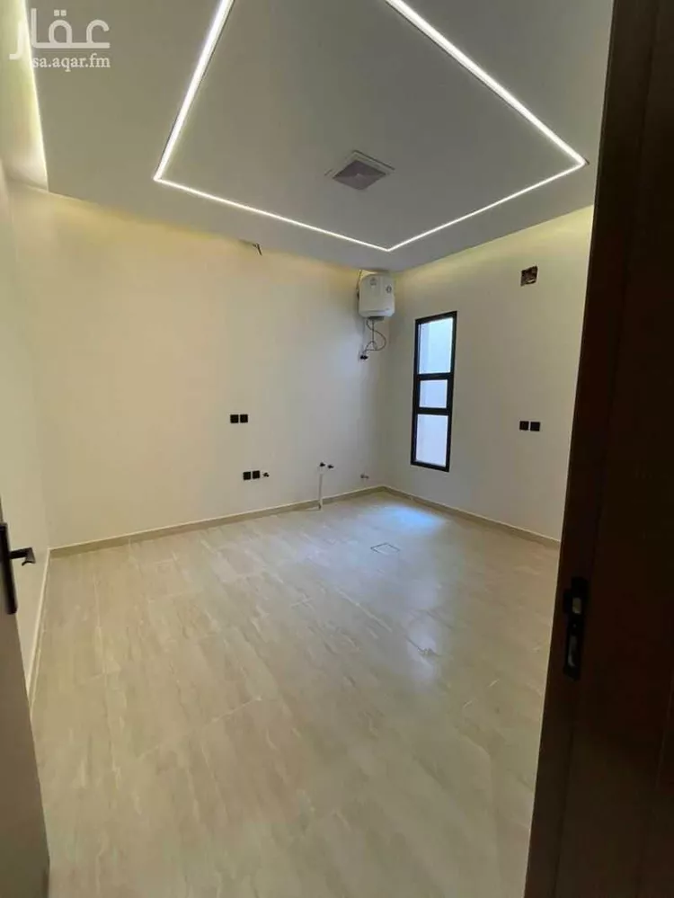 Floor for Sale in Riyadh Al Ghnamiah 8