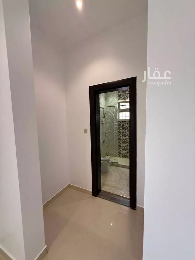 فيلا للإيجار في شارع رقم 326, حي الملقا, مدينة الرياض, منطقة الرياض 18