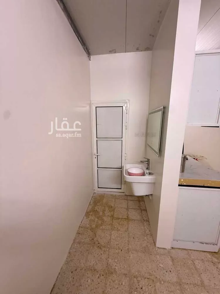 غرفة للإيجار في شارع الحواتم, حي المصيف, مدينة الرياض, منطقة الرياض صورة 3