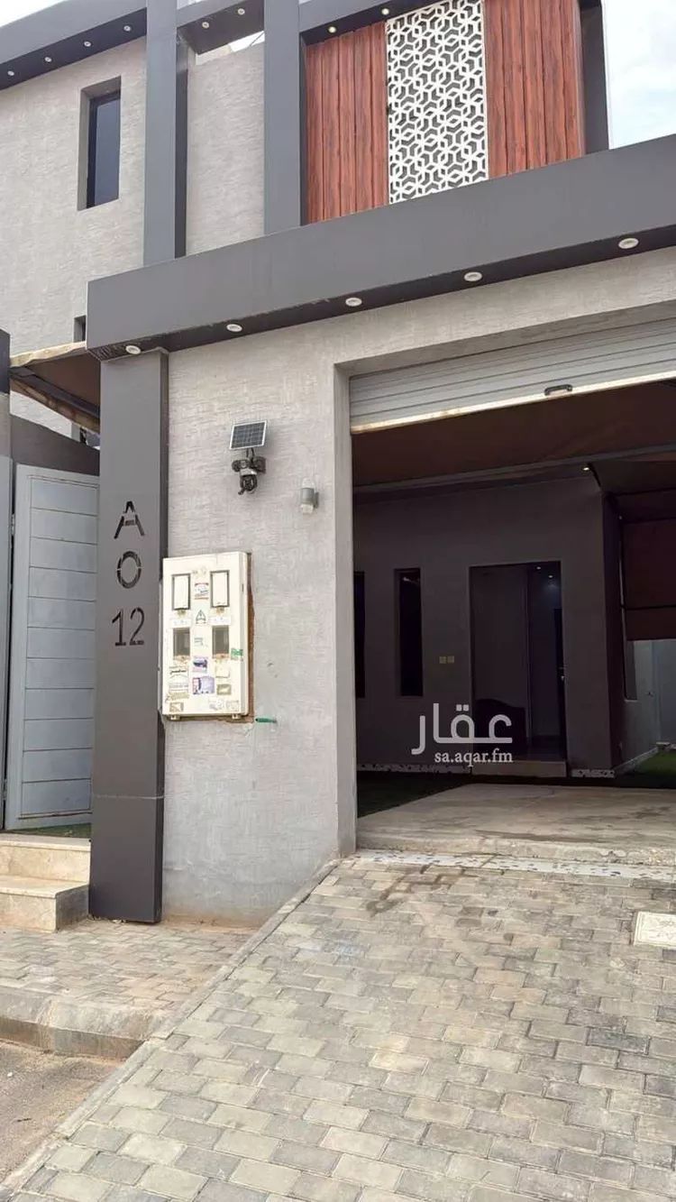فيلا للإيجار في شارع محمد بن الأزهر, حي بدر, مدينة الرياض, منطقة الرياض صورة 4