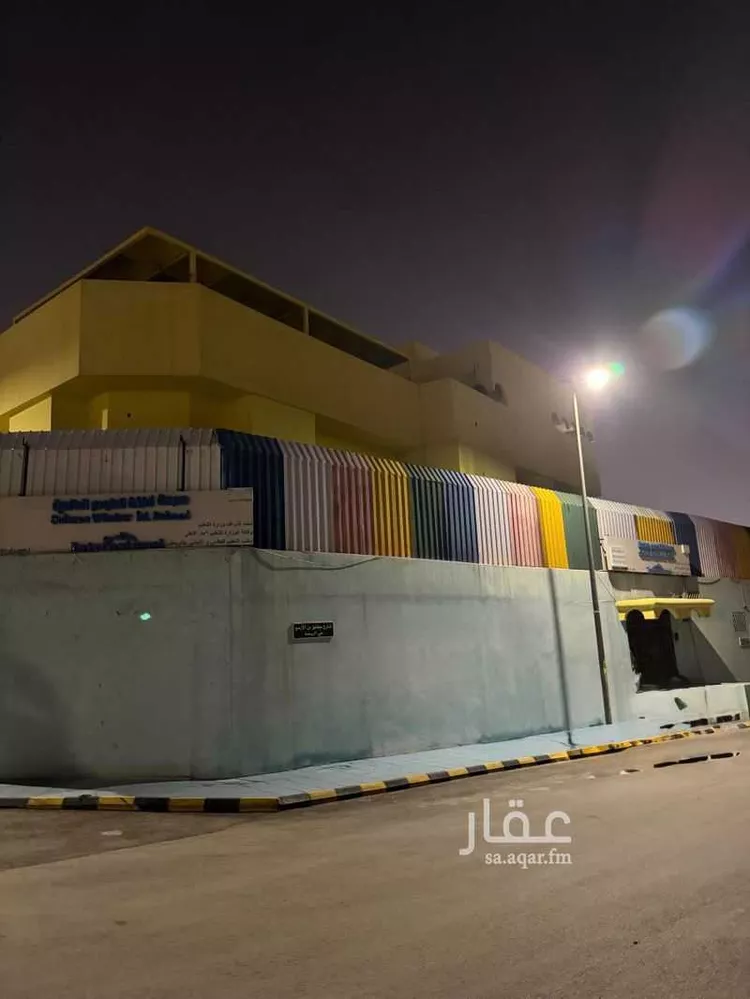 فيلا للبيع في شارع حمزة بن محمد, حي الروضة, مدينة الرياض, منطقة الرياض 1 صورة