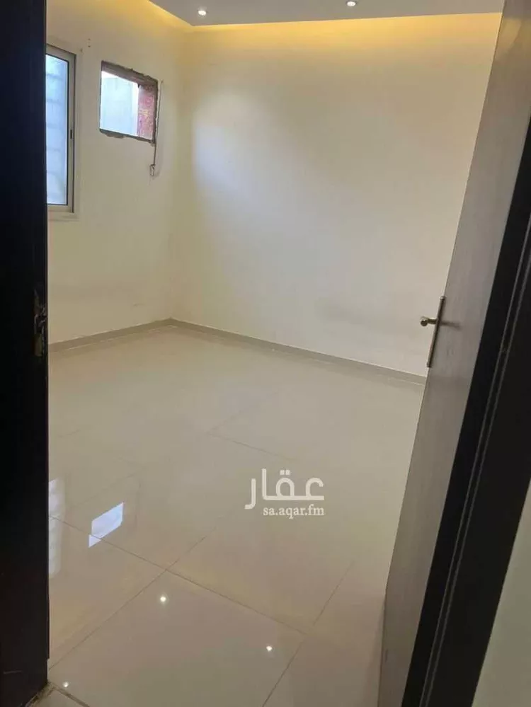 شقة للإيجار في شارع ابن الزبير الغرناطي, حي الرمال, مدينة الرياض, منطقة الرياض