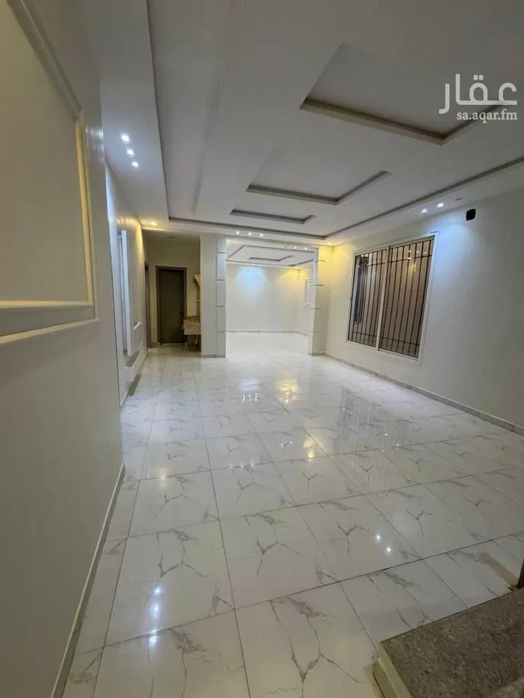 فيلا للإيجار في شارع شارع صالح بن علي ابو الورود, حي الرمال, مدينة الرياض, منطقة الرياض