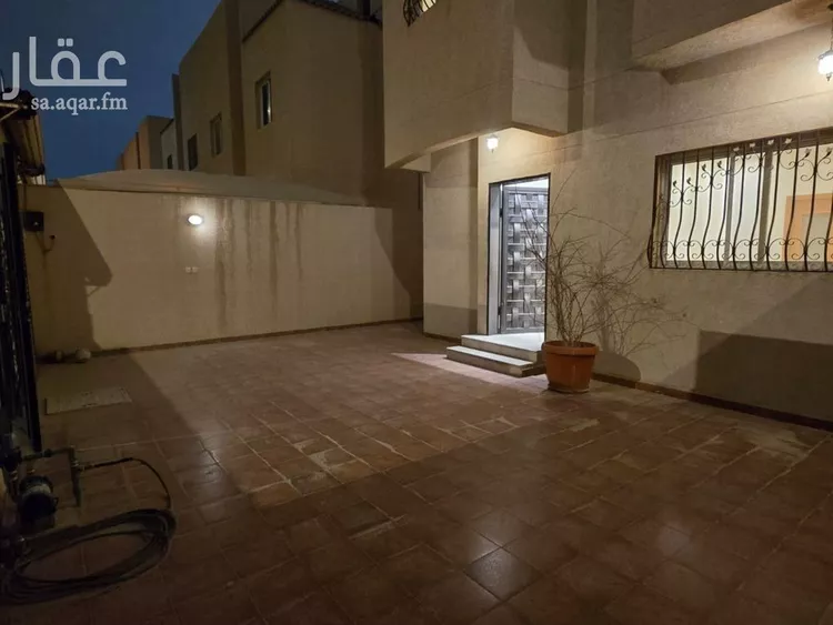 فيلا للإيجار في شارع الورد, حي الملك عبدالله, مدينة الرياض, منطقة الرياض صورة 3