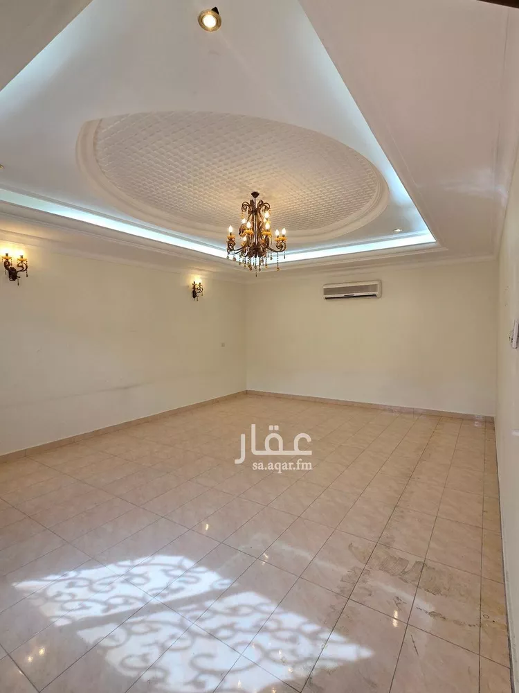 فيلا للبيع في شارع الشقة السفلي, حي الروابي, مدينة الرياض, منطقة الرياض صورة 4