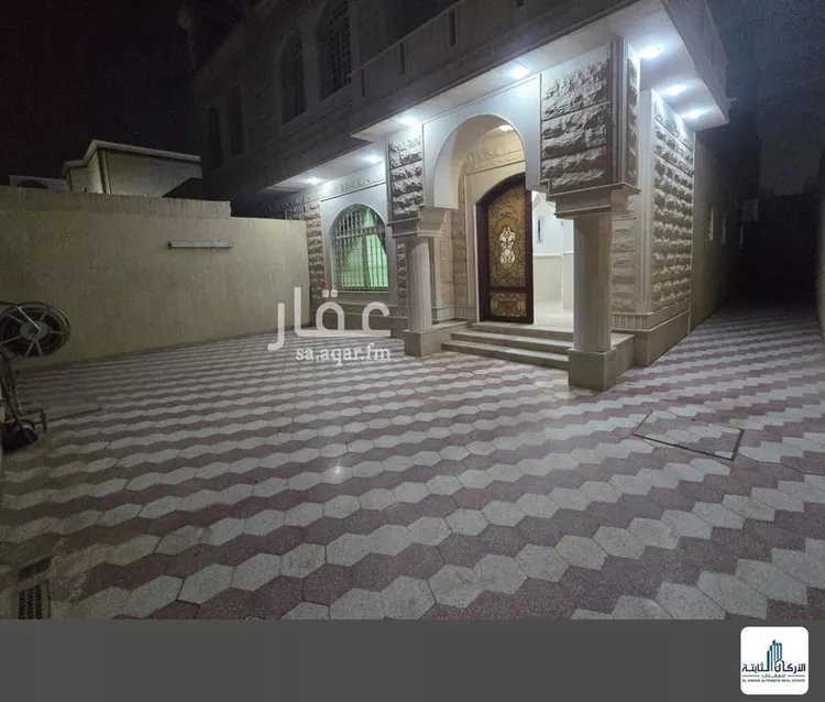فيلا للإيجار في شارع الساحة, حي الفيحاء, مدينة الرياض, منطقة الرياض صورة 2