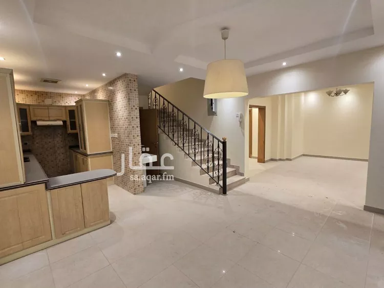 فيلا للإيجار في شارع الورد, حي الملك عبدالله, مدينة الرياض, منطقة الرياض صورة 4