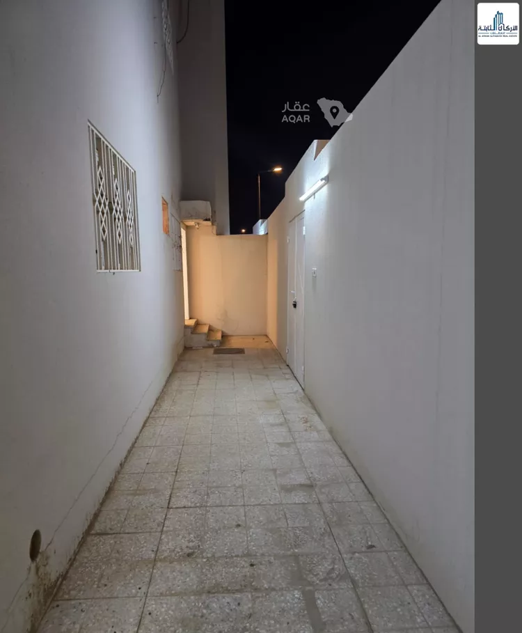 Floor for Rent in Riyadh As Salam 15