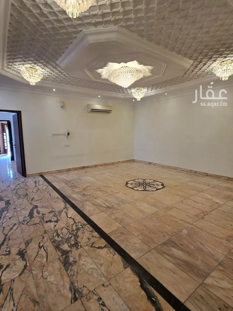 فيلا للإيجار في شارع الشقة السفلي, حي الروابي, مدينة الرياض, منطقة الرياض صورة 5