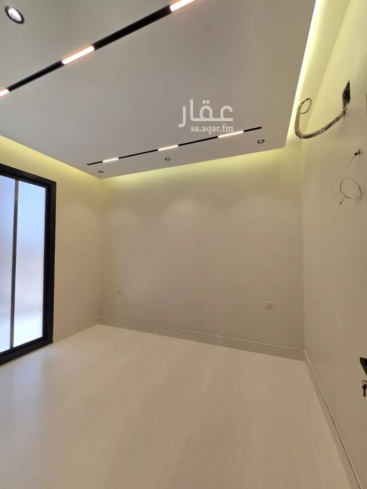 Floor for Rent in Riyadh As Safaa 19