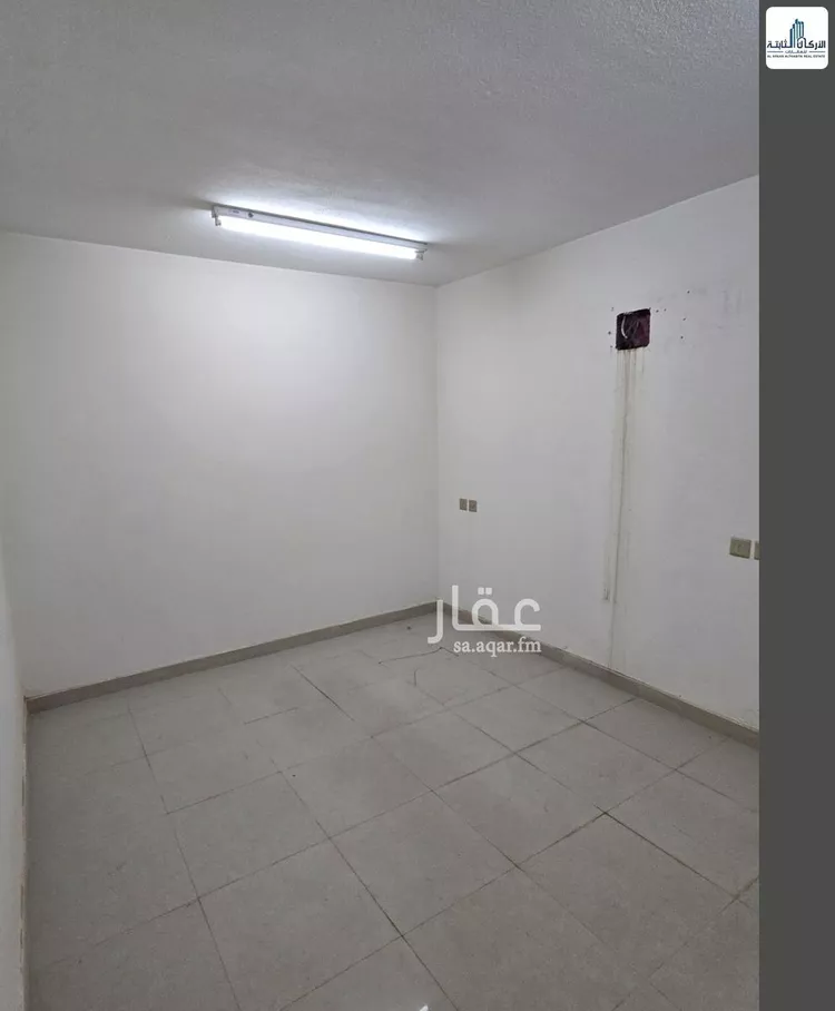 فيلا للإيجار في شارع الساحة, حي الفيحاء, مدينة الرياض, منطقة الرياض 25