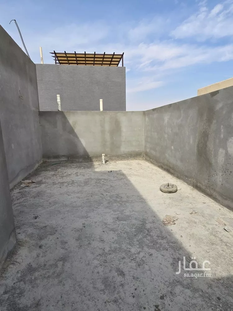 دور للبيع في شارع الامواه, حي السعادة, مدينة الرياض, منطقة الرياض 11
