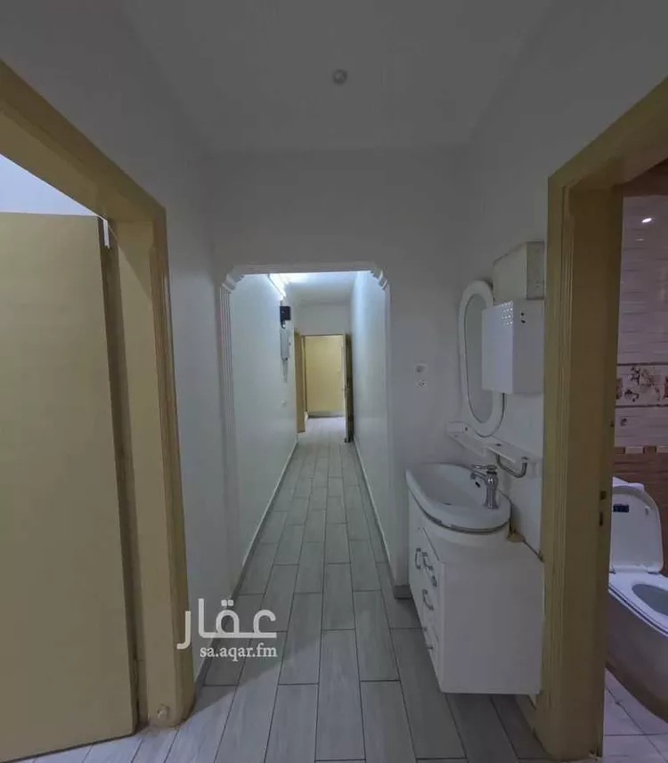 شقة للإيجار في شارع رقم 70, حي العزيزية, مدينة الرياض, منطقة الرياض صورة 5