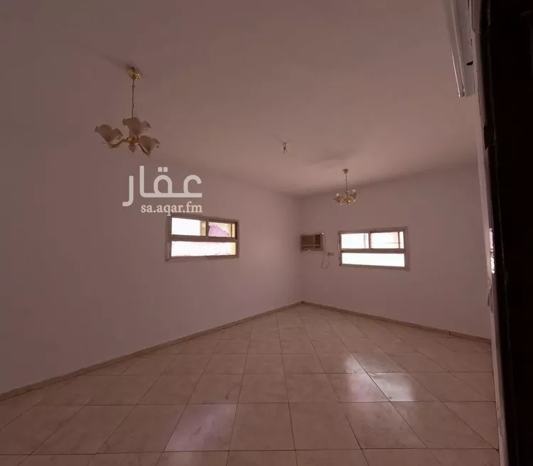 دور للإيجار في شارع ابي عبدالله العسقلاني, حي بدر, مدينة الرياض, منطقة الرياض صورة 4