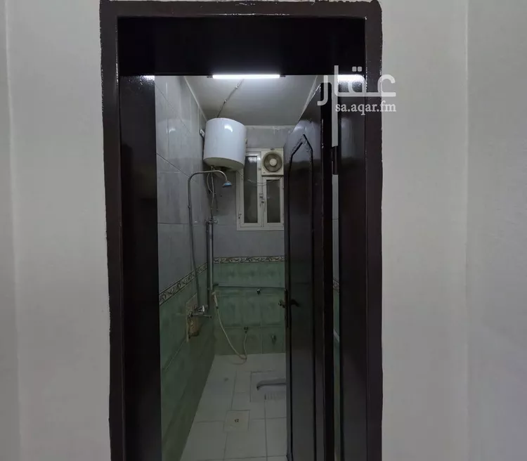 شقة للإيجار في شارع سفيان بن عوف, حي العزيزية, مدينة الرياض, منطقة الرياض صورة 5