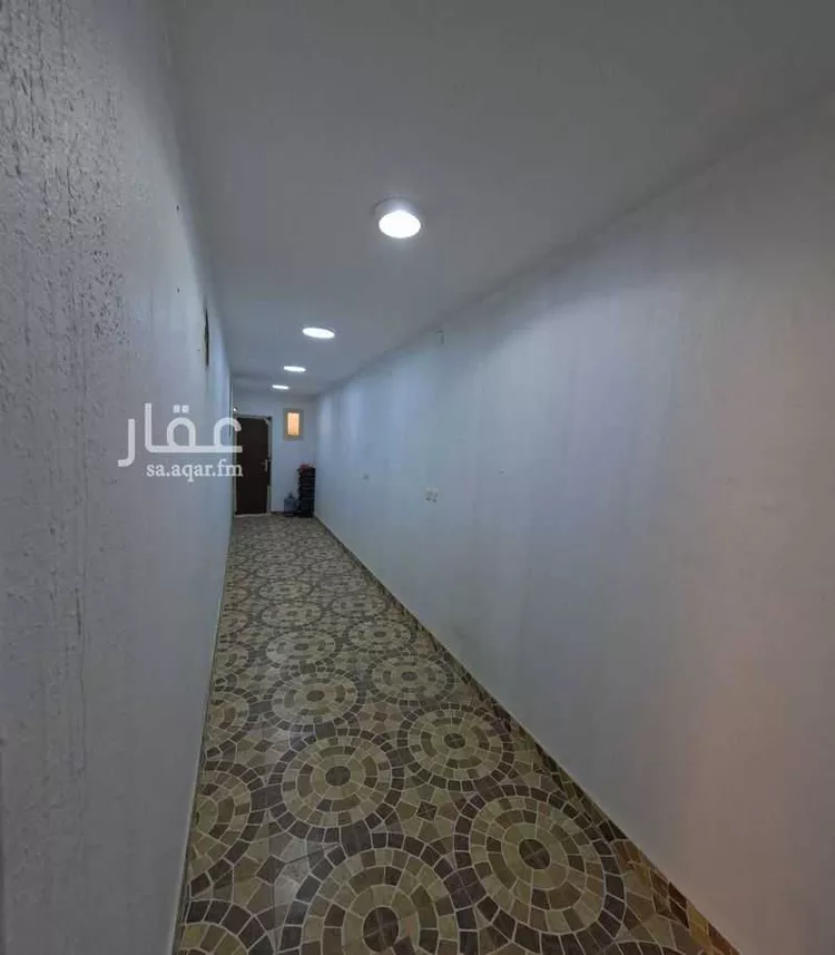 دور للإيجار في شارع إبراهيم بن أحمد القاضي, حي الدار البيضاء, مدينة الرياض, منطقة الرياض صورة 3