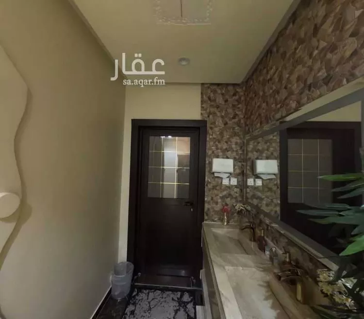 فيلا للبيع في شارع عردة, حي عكاظ, مدينة الرياض, منطقة الرياض صورة 4