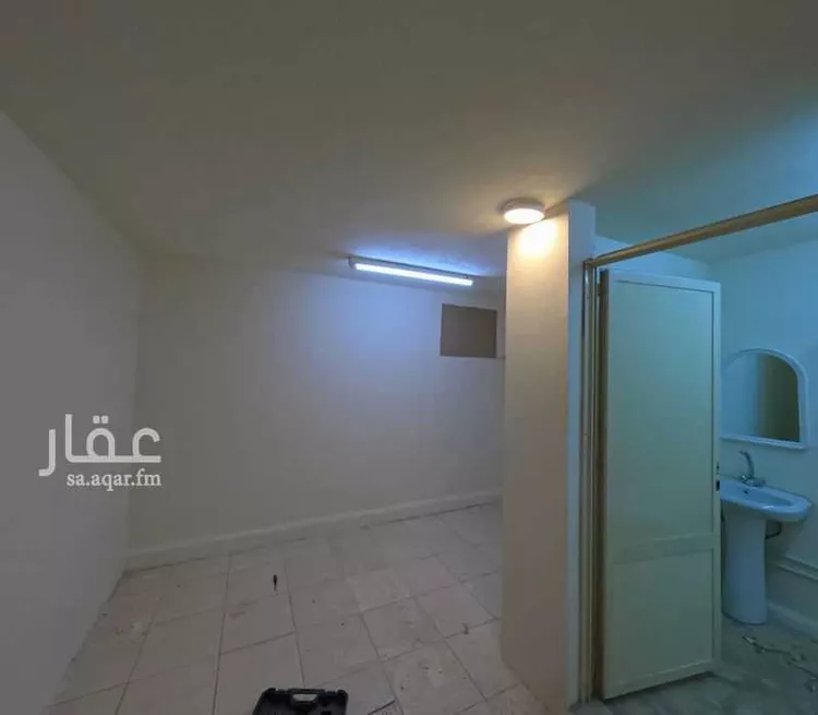 شقة للإيجار في شارع وادي المياة, حي بدر, مدينة الرياض, منطقة الرياض 17