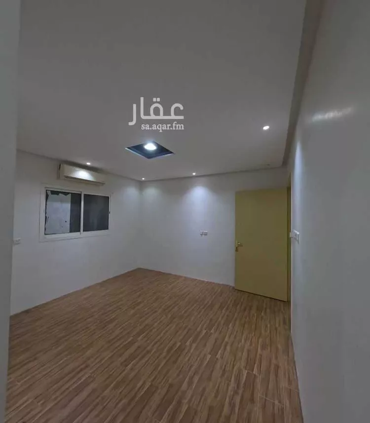 شقة للإيجار في شارع رقم 70, حي العزيزية, مدينة الرياض, منطقة الرياض صورة 3
