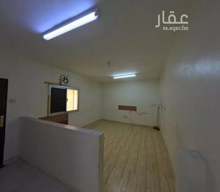 Floor for Rent in Riyadh Al Aziziyah 6