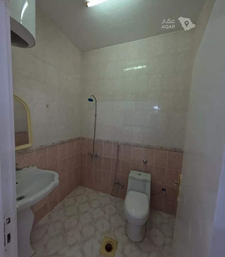دور للإيجار في شارع جبل الغمر, حي الدار البيضاء, مدينة الرياض, منطقة الرياض 13