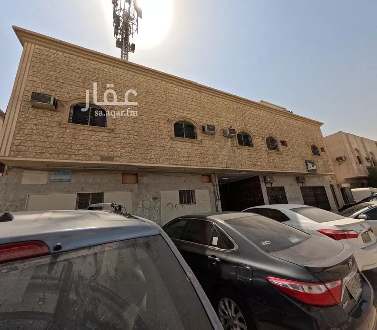 شقة للإيجار في شارع سفيان بن عوف, حي العزيزية, مدينة الرياض, منطقة الرياض