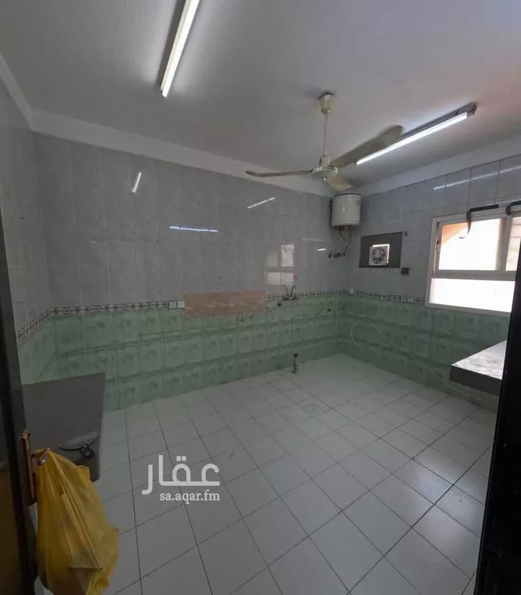 شقة للإيجار في شارع سفيان بن عوف, حي العزيزية, مدينة الرياض, منطقة الرياض صورة 4