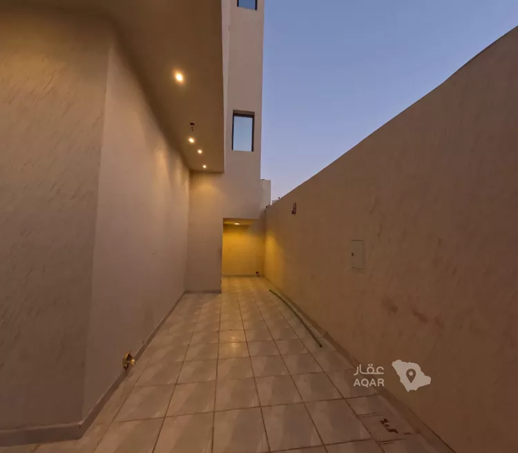 دور للإيجار في شارع محمد ماجد الكردي, حي بدر, مدينة الرياض, منطقة الرياض 11