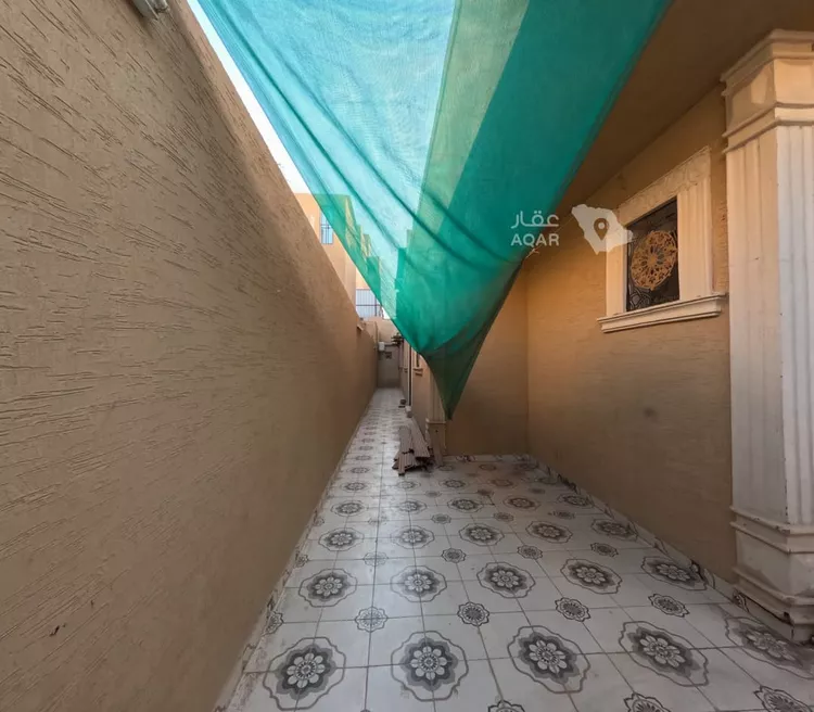 Floor for Rent in Riyadh Badr 16
