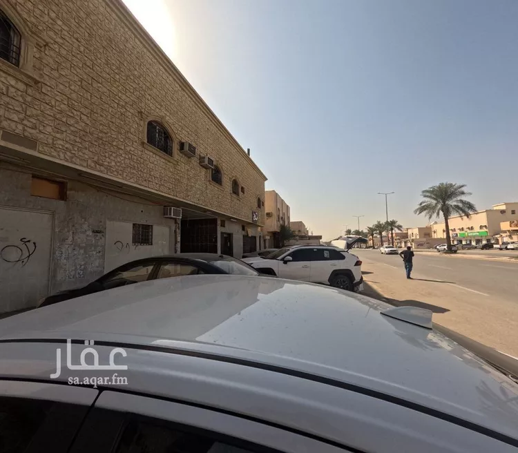 محل للإيجار في شارع سفيان بن عوف, حي العزيزية, مدينة الرياض, منطقة الرياض صورة 5