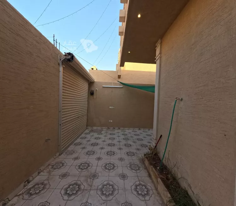 Floor for Rent in Riyadh Badr 13