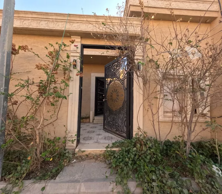 Floor for Rent in Riyadh Badr 17