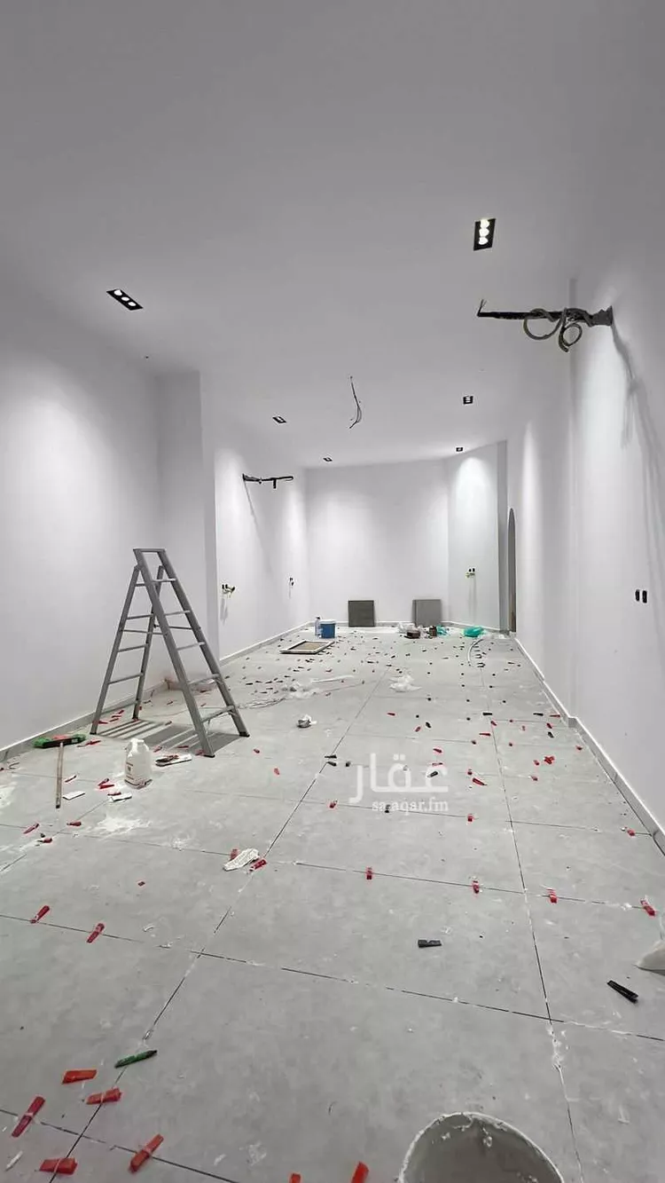 محل للإيجار في شارع الامام الترمذي. ، حي الدفاع ، المدينة المنورة ، منطقة المدينة المنورة صورة 2