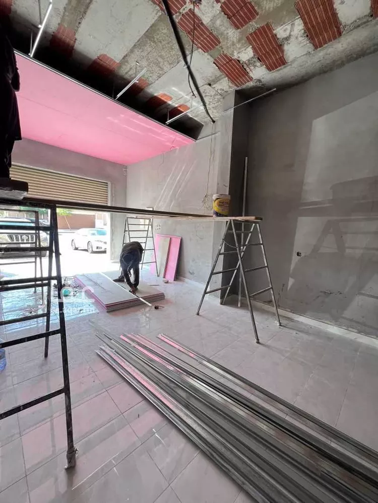 محل للإيجار في شارع الامام الترمذي. ، حي الدفاع ، المدينة المنورة ، منطقة المدينة المنورة صورة 4