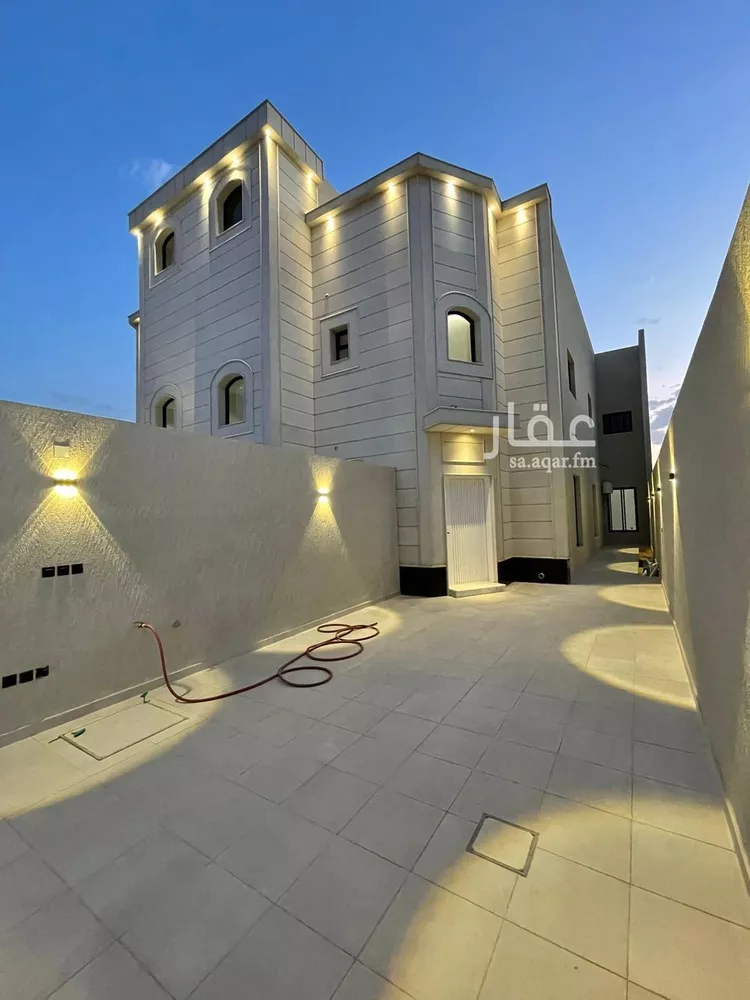 شقة للبيع في حي الفاخرية, مدينة عنيزه, منطقة القصيم صورة 2