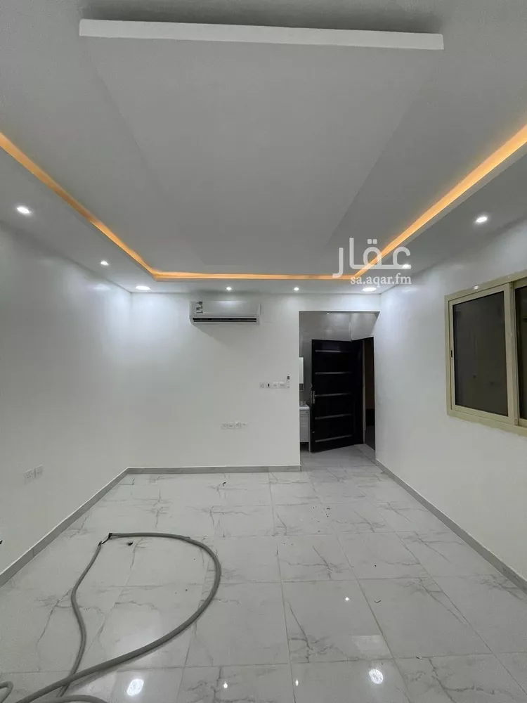 فيلا للإيجار في شارع ابن ماجة, حي الملك فهد, مدينة عنيزه, منطقة القصيم صورة 4