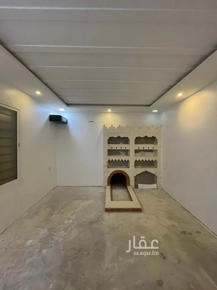 فيلا للإيجار في شارع ابن غيث, حي الخالدية, مدينة عنيزة, منطقة القصيم صورة 4