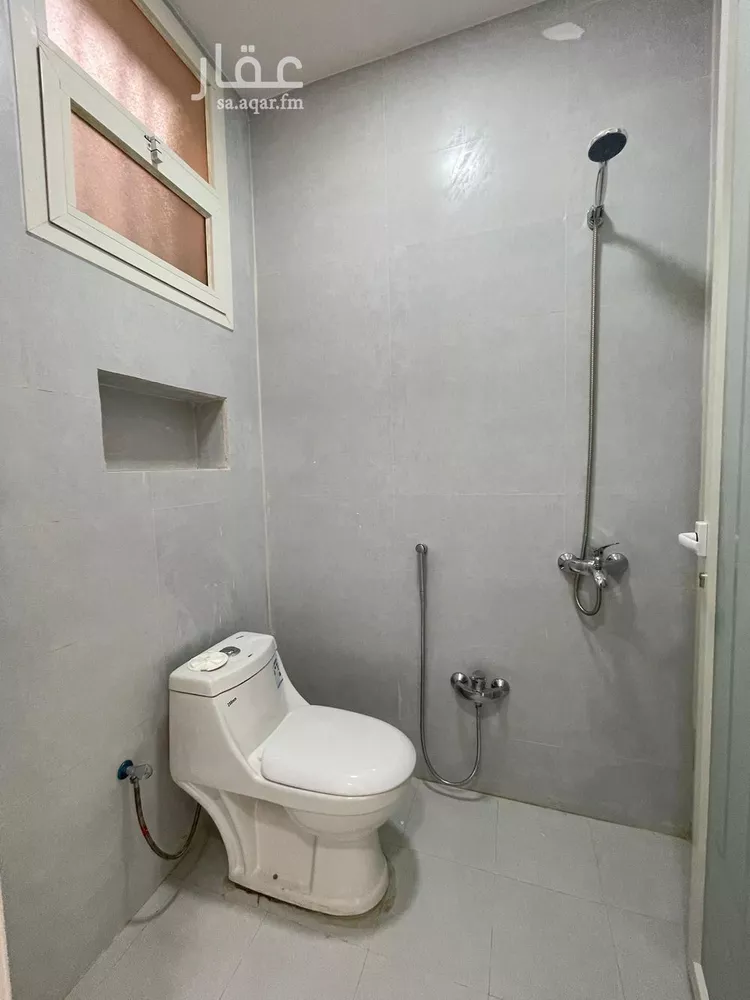 فيلا للبيع في شارع ابو مالك الكندي, حي الرمال, مدينة عنيزه, منطقة القصيم صورة 5