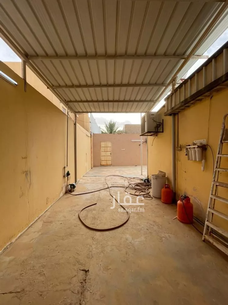 استراحة للبيع في شارع يعقوب بن أوس, حي الوفاء, مدينة عنيزة, منطقة القصيم صورة 2