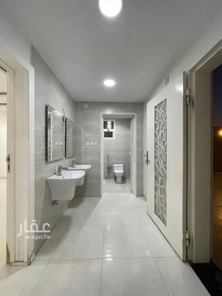 فيلا للإيجار في شارع ابن غيث, حي الخالدية, مدينة عنيزة, منطقة القصيم صورة 5
