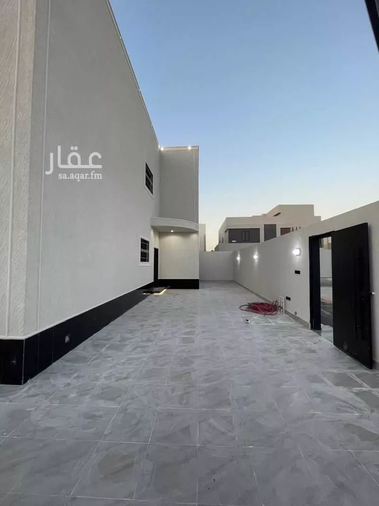 Villa for Sale in Unayzah King Fahd صورة 2