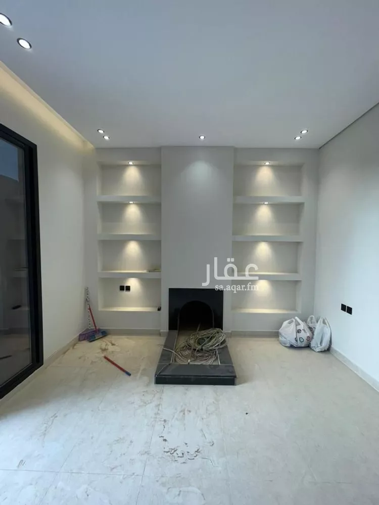 فيلا للبيع في شارع داود بن شبل المقرئ, حي الوهلان, مدينة عنيزة, منطقة القصيم صورة 5