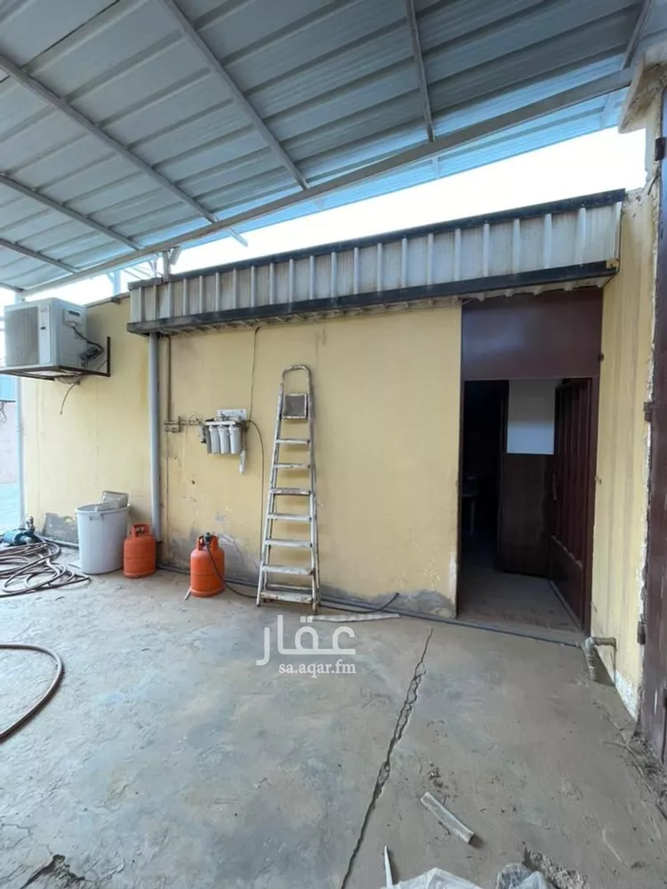 استراحة للبيع في شارع يعقوب بن أوس, حي الوفاء, مدينة عنيزة, منطقة القصيم صورة 3