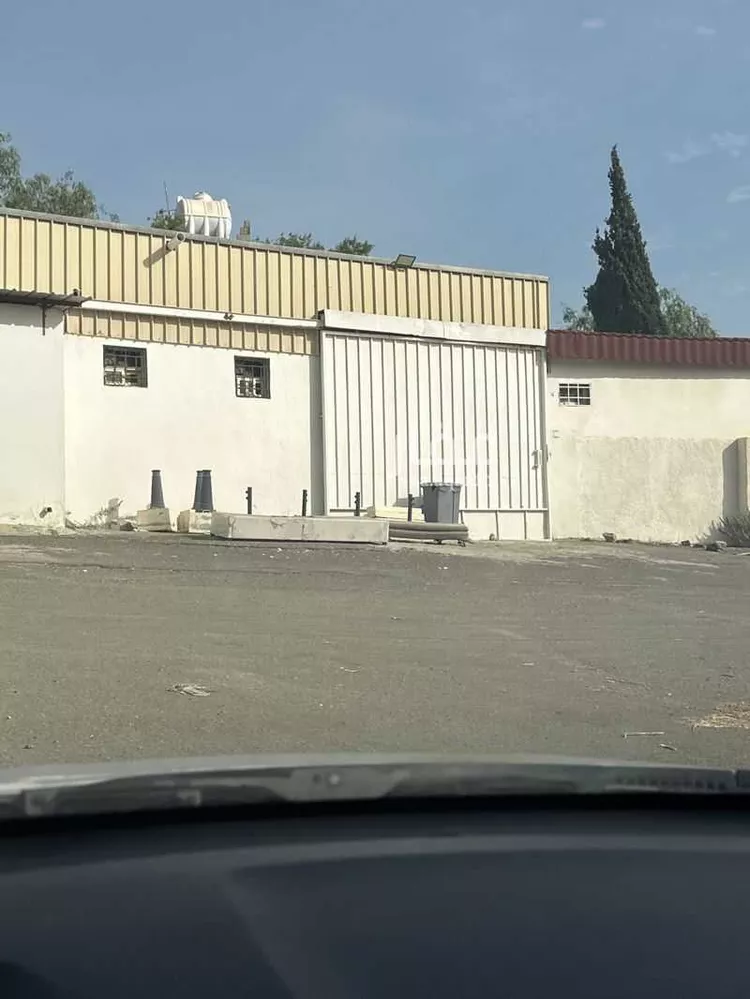 مستودع للإيجار في حي ، شارع بئرالعزيزية ، حي العرين ، أبها ، منطقة عسير صورة 2
